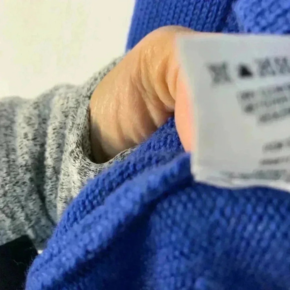 Derek Lam Denim Cropped Sweater S/P Blue V-Neck Pullover Knit Boxy Designer - Picture 7 of 7